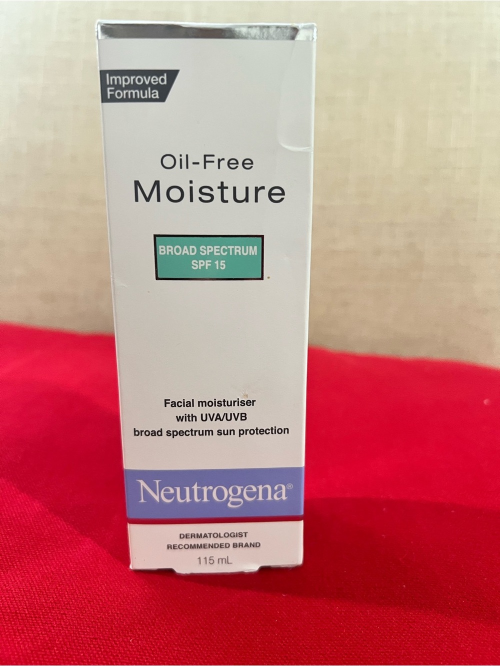 Neutrogena Oil Free Moisturizer with SPF 15